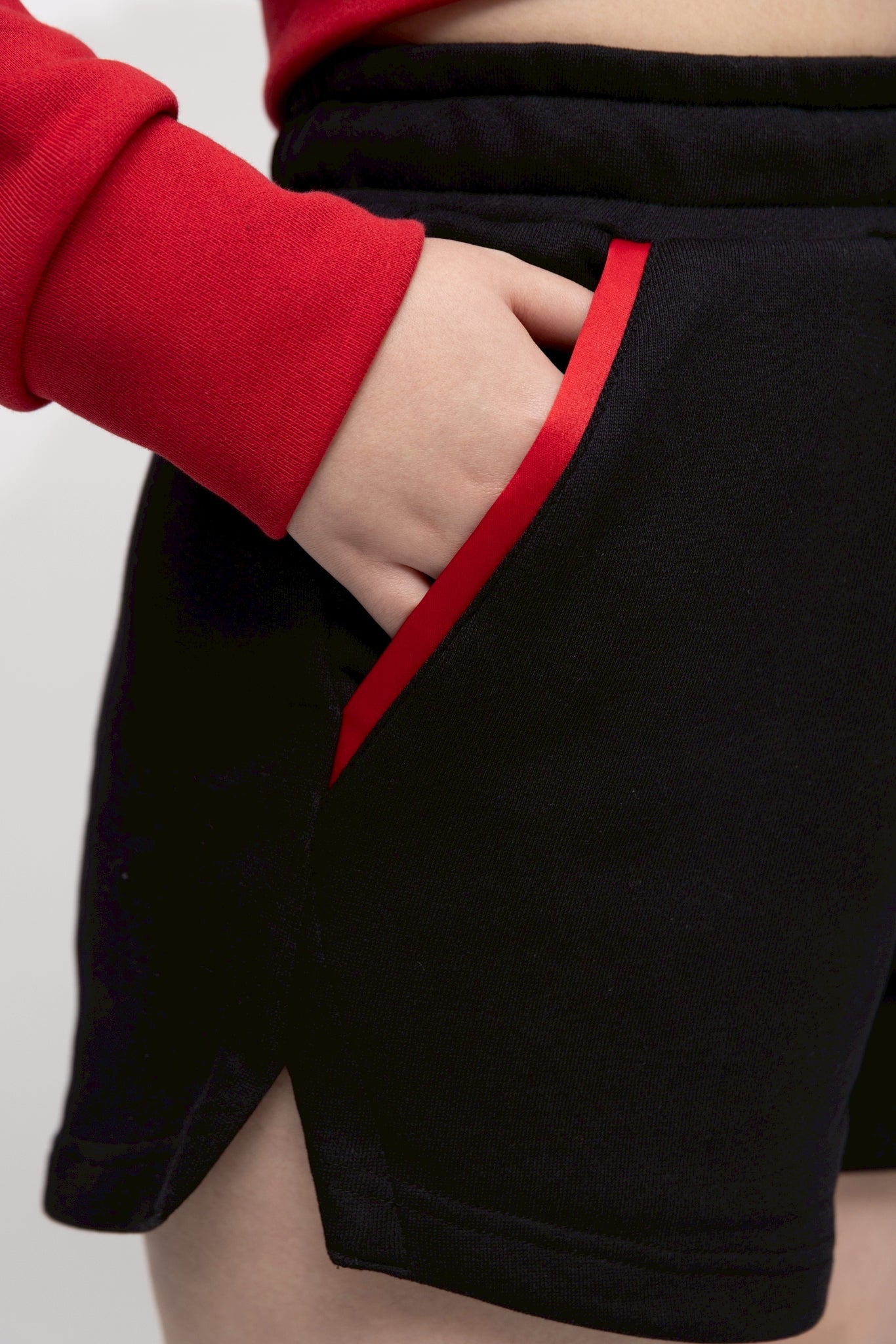 “ダンザ” ショートパンツ ブラック