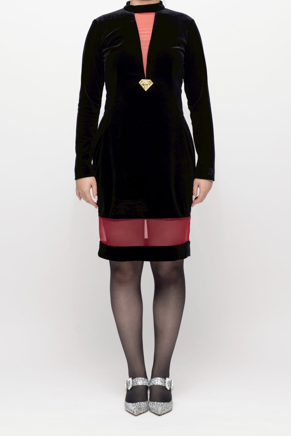 “ソーニョベルルッタ” ミドル丈ワンピース ブラック