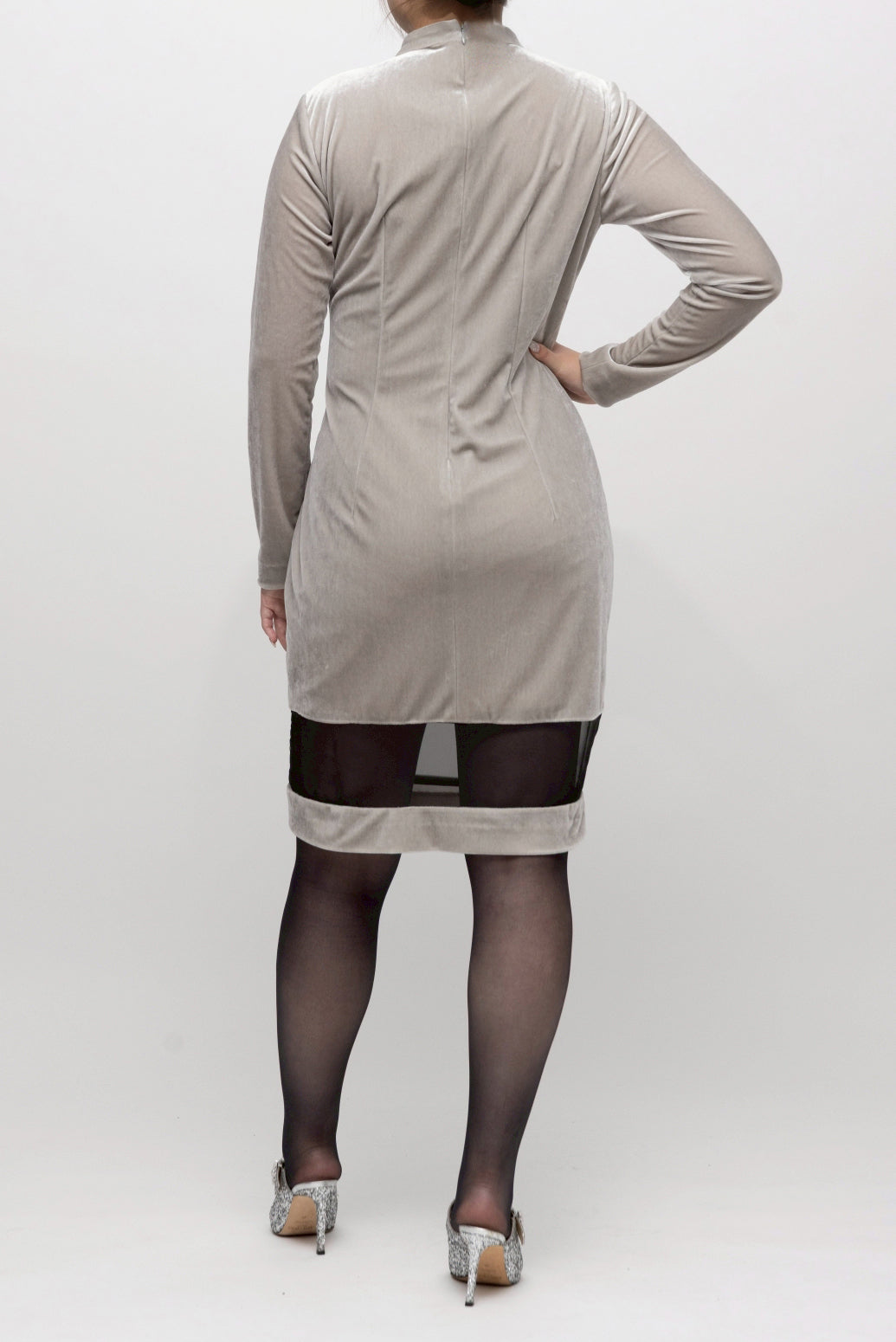 “ソーニョベルルッタ” ミドル丈ワンピース  シルバー